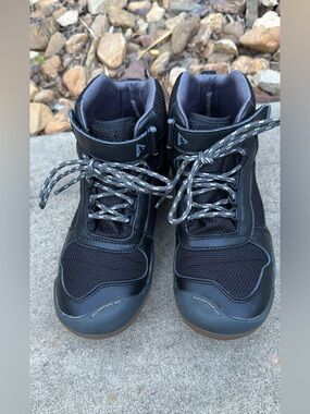 PLAE Black High-Top Athletic Sneakers sz 2.5